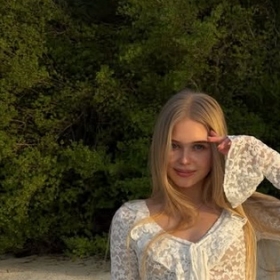 Mia